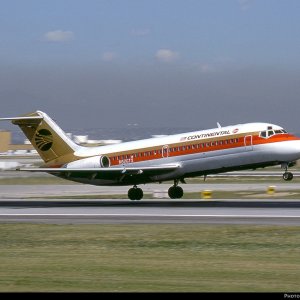 Continental DC-9-14 1968 N626TX.jpg