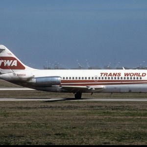 Trans World DC-9-10 1979 N491SA.jpg