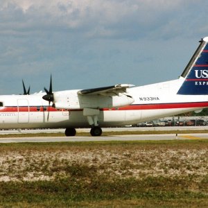 De_Havilland_Canada_DHC-8-102_Dash_8,_USAir_Express_(Piedmont_Airlines)_AN0208916.jpg