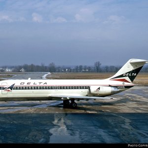 Delta DC-9-14 1965 N3313L.jpg