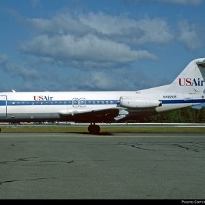 USAir F-28 N482US L.jpg