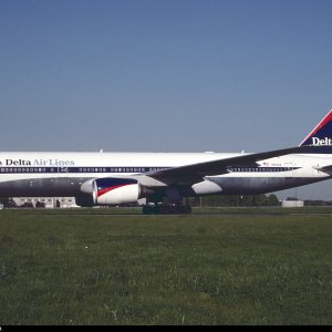 n862da-delta-air-lines-boeing-777-232er_PlanespottersNet_1167362_33e513e322_o.jpg