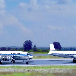 6 AMS AC United DC-6B_1.JPG