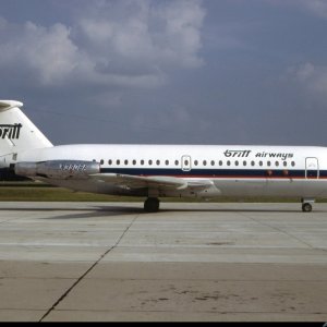 Britt Airways BAC-111 N390BA R.jpg