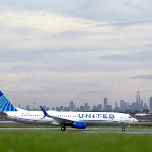 United B737 NYC_1.JPG