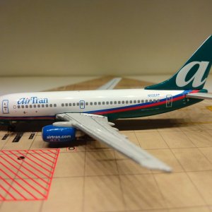 AirTran B737-700 N126AT L.jpg