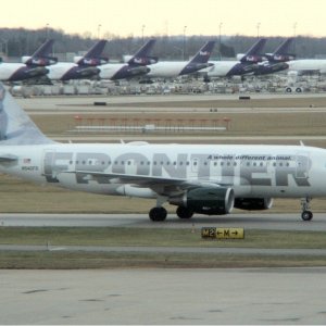 Frontier1 A319-112 N940FR IND_20060201_02.jpg