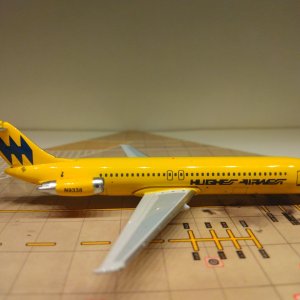 Hughes Airwest DC-9-31 N9338 R.jpg