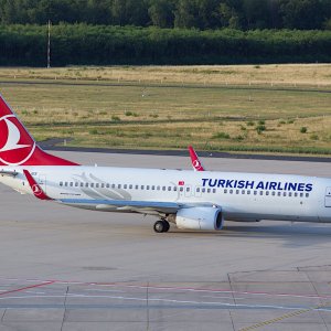 Boeing_737-800_Turkish_Airlines_(19651228058).jpg