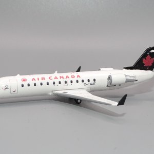 AC_CRJ_C-FWJT_12.JPG