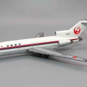 JAL_B721_JA8318_02.JPG