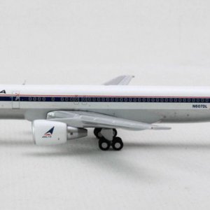 N607DL.jpg