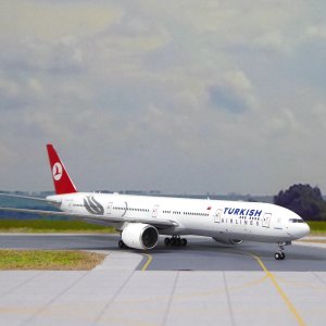 Turkish Airlines B777-35RER_1.JPG