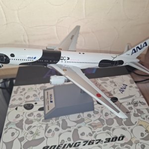 #402 ANA B767-300ER JA606A B-Models.jpg