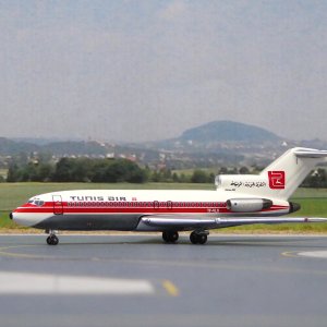 Tunis Air B727-44 TF-VLS AC_3.JPG
