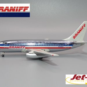 N458AC_01.jpg
