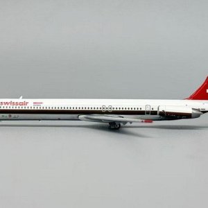 phoenix-models-12020-mcdonnell-douglas-md81-swissair-hb-inh-x0c-212638_0.jpg
