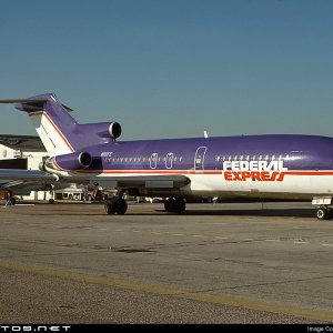 FedEx 727-122C 1978 N111FE R .jpg
