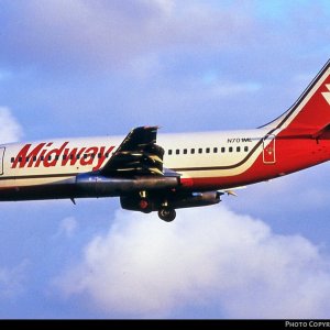 Midway 737-2K9A N701ML L.jpg