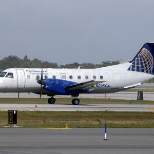 Continental Connection-Gulfstream EMB-120 N205CA (91) FLL (JS)(46)-M.jpg