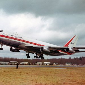 747-first-flight-takeoff-c-boeing_75956.jpg