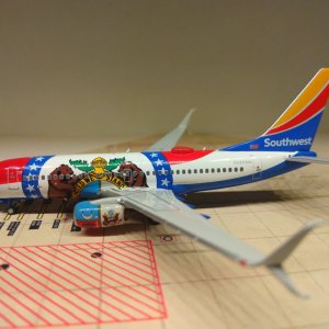 Southwest 737-7H4WL N280WN MO L.jpg
