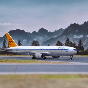 Condor B767-31B D-ABUM_13.JPG