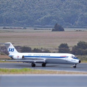 3 AACF 26 SAS DC-9-33F LN-RLW_2.JPG