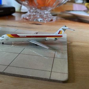 Aeroclassics Iberia (80s c_s) DC-9-32 EC-BIJ (1).jpg