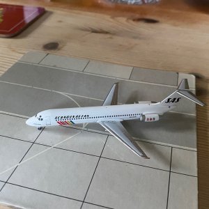 Aeroclassics SAS (80s c_s)- DC-9-41- SE-DAR (2).jpg