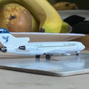 Aeroclassics Iran Air (90s c_s)- B727-200_Adv- EP-IRT (7).jpg