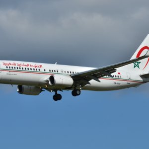 Boeing_737-800_Royal_Air_Maroc_(RAM)_CN-RGF_-_MSN_36826_3773_(10276084206).jpg