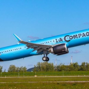 A321neo-la-compagnie-900x432.jpg