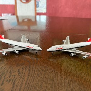 Media 'fc7240be-7bd4-4026-82e3-d558155eaded.jpeg' in category '1/400'