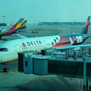 real Delta A350.jpeg