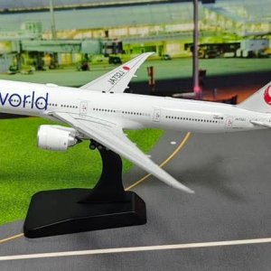 Media 'FB_IMG_1775647296157.jpg' in category '1/400'