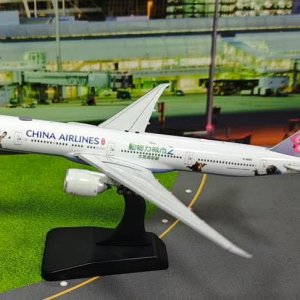 Media 'FB_IMG_1775647297950.jpg' in category '1/400'