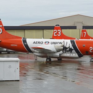 Lockheed_P-3A_Aerostar_‘N925AU_-_25’_(29695047334).jpg