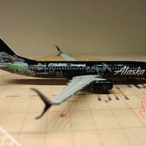 Alaska B737-890WL N538AS R.jpg