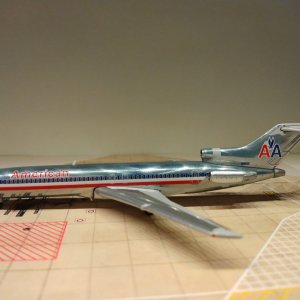 American B727-223 N6805 L.jpg