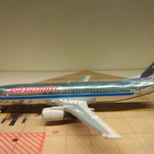 Piedmont B737-401 N406US L.jpg