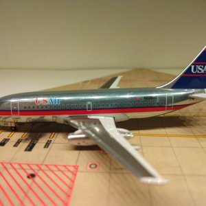 USAir B737-200A 1989 N228US L.jpg