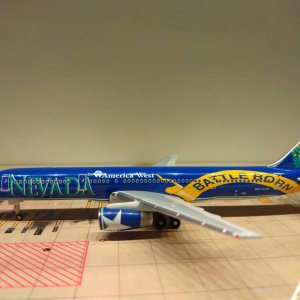 America West B757-200 1996 N915AW L.jpg