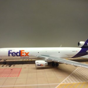 Federal Express MD-11F N595FE L.jpg