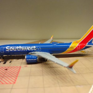 Southwest B737-8MAX N8705Q L.jpg