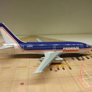 FedEx Express 737-2S2AF N204FE R.jpg