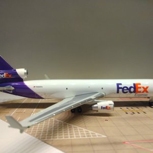 FedEx Express MD-11F 1994 N594FE R.jpg
