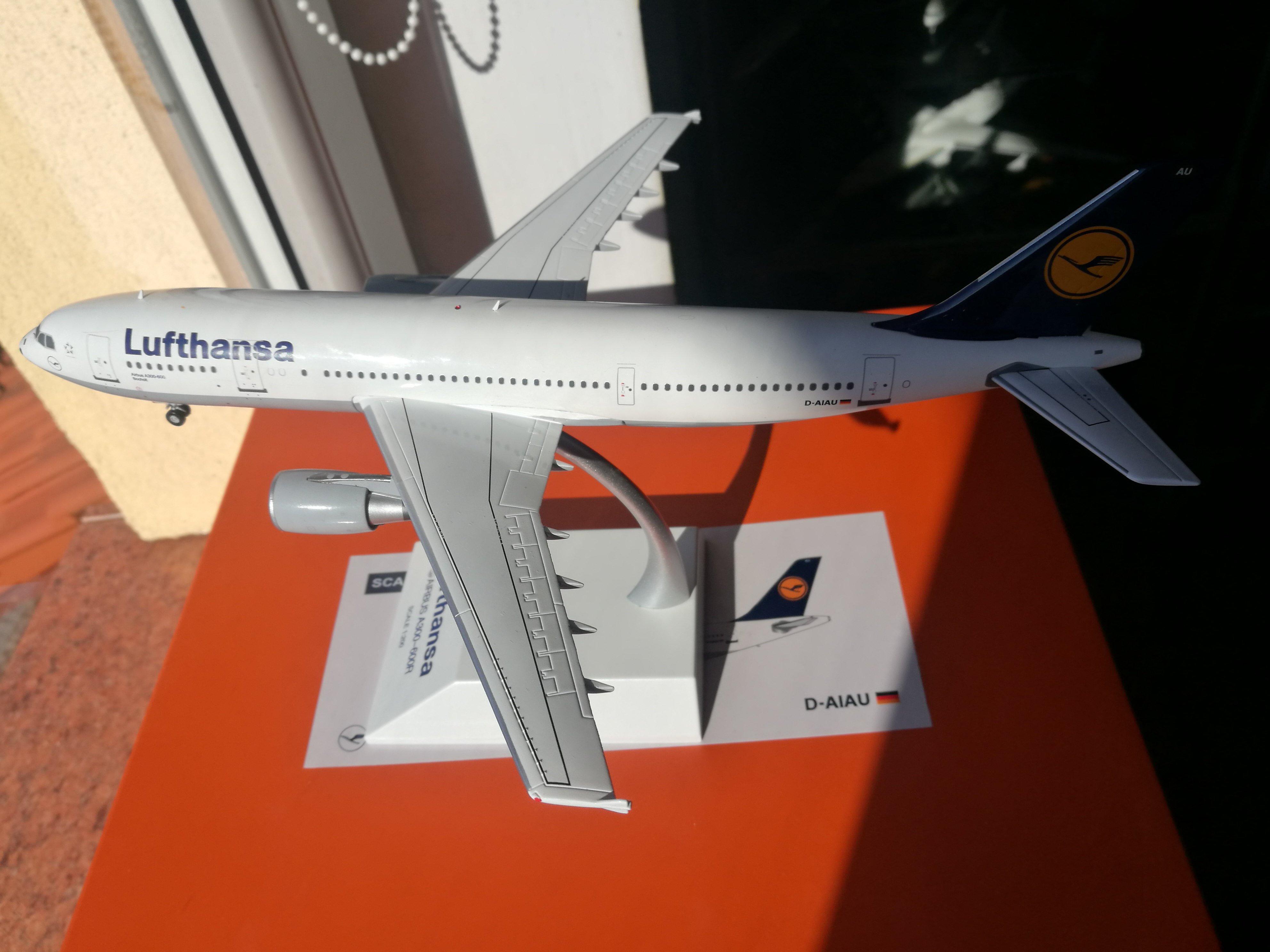 #385 Lufthansa A300-600 D-AIAU.jpg