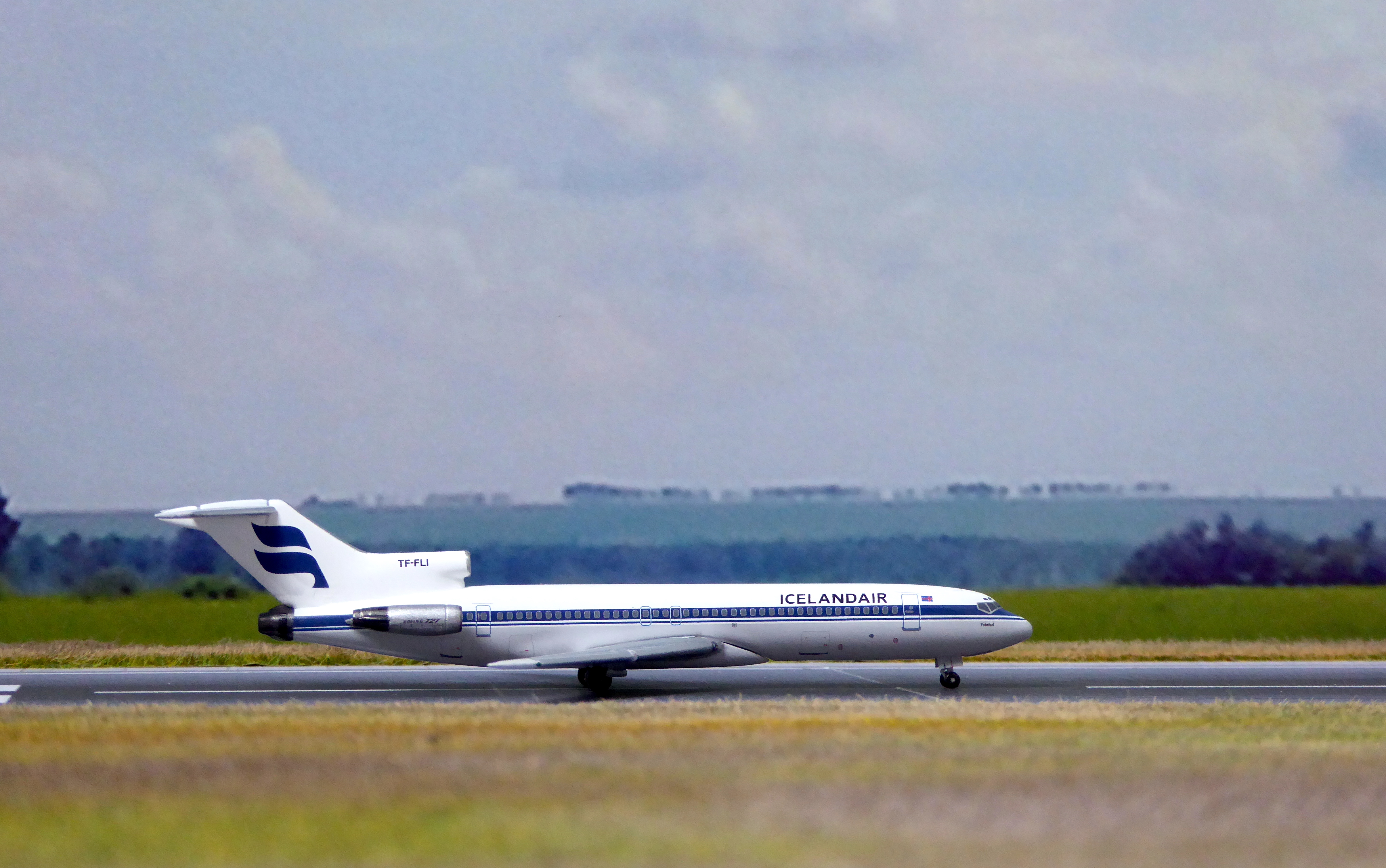 4 Icelandair B727 TF-FLI_2.JPG