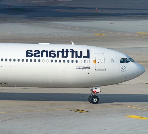 A340-600_SideViewCockpit_.jpg